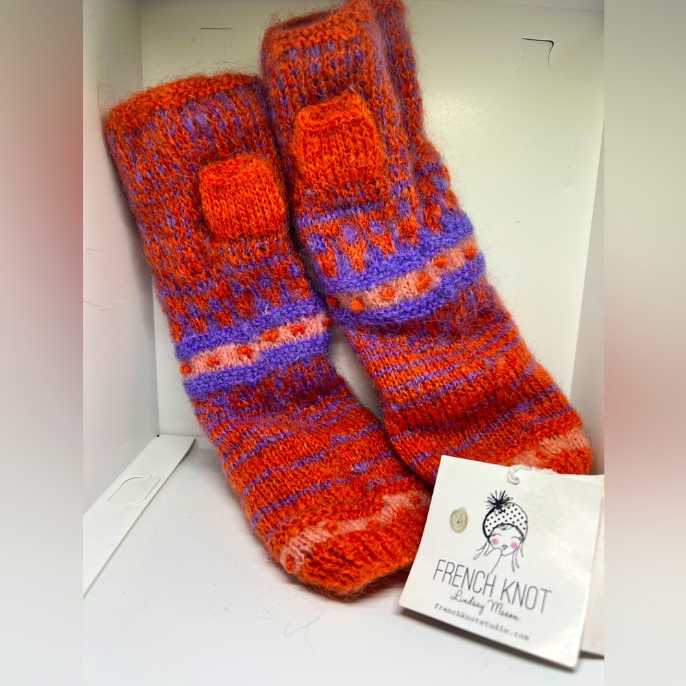 NWT French Knot Wool Fingerless Gloves in Florence